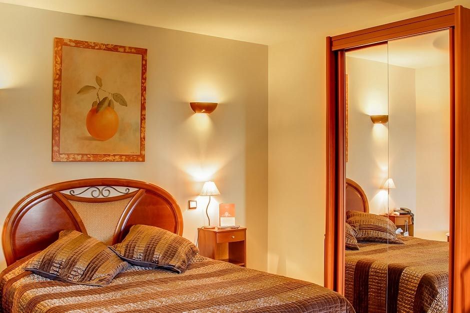 Auberge Du Cheval Blanc - Teritoria Selles-Saint-Denis Phòng bức ảnh